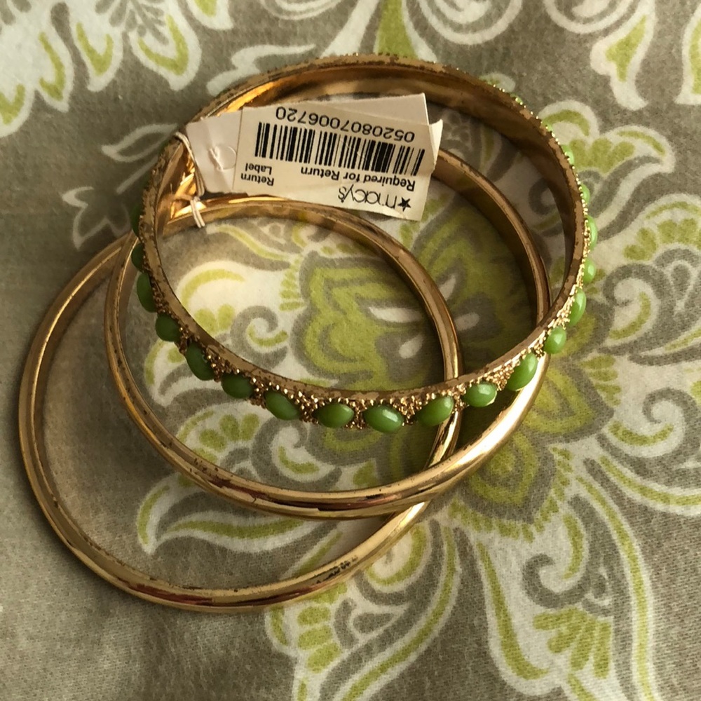 NEW• gold bangles with green jewels